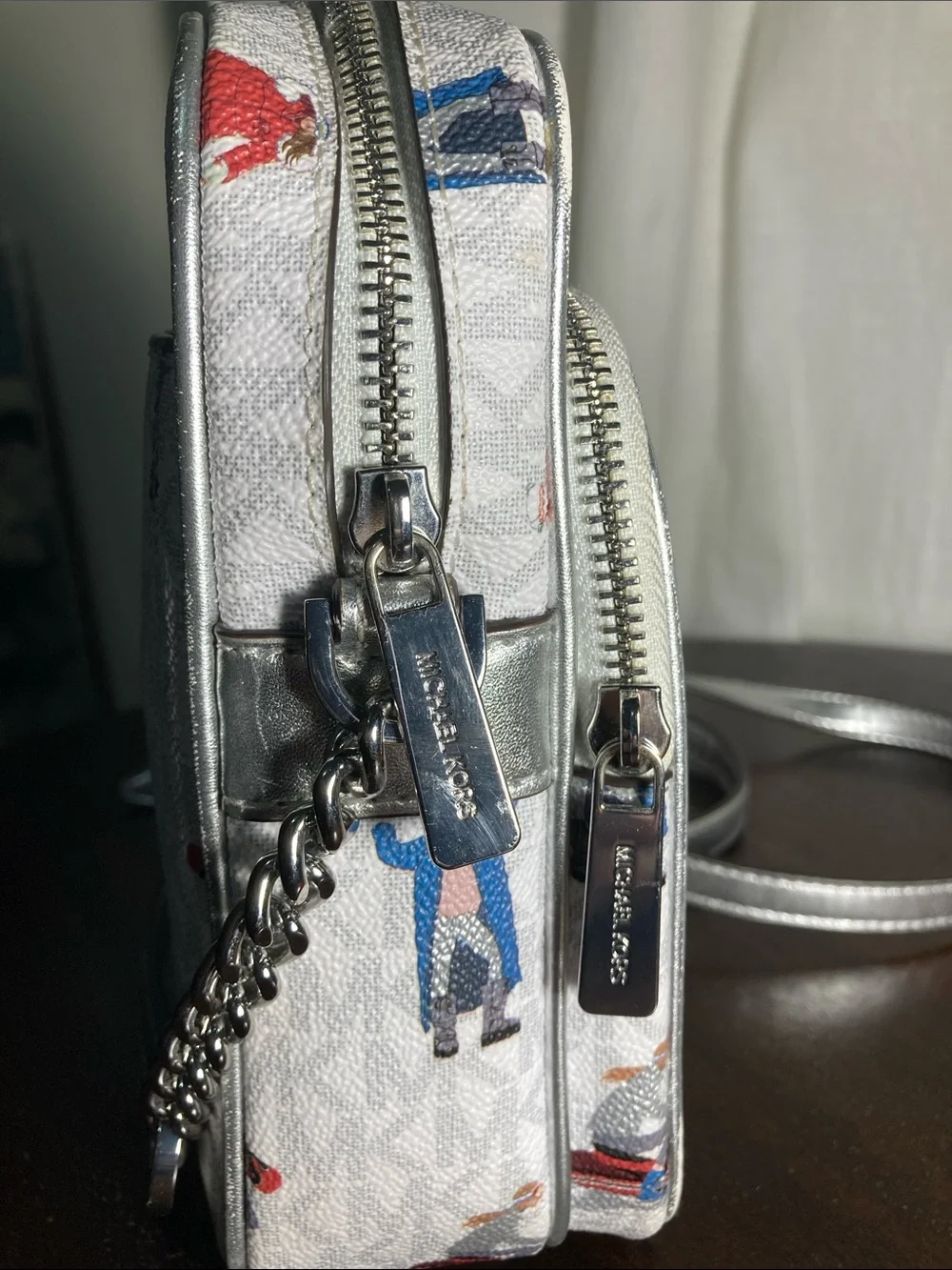 Michael Kors signature unique Crossbody Messenger Bag with Winter Sport ski seen